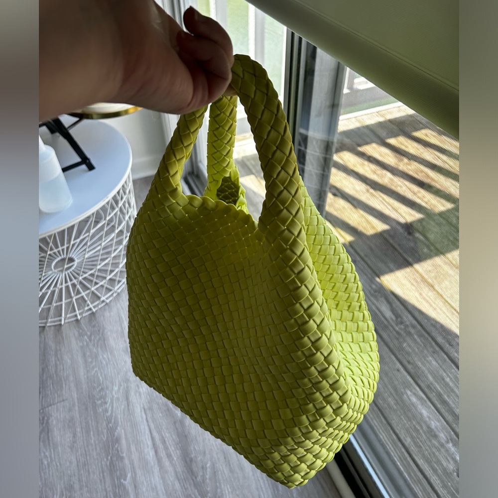 Steve Madden Neon Green Woven Tote - Picture 4 of 9